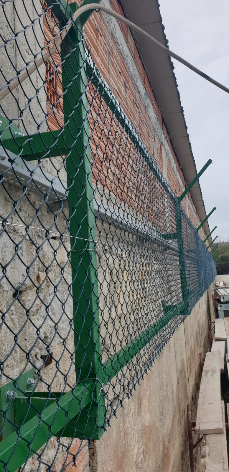 RIKONSTRUKSION I OBJEKTIT T├Л TRUPROJES DHE RRETHIM I JASHT├ЛM, N├Л PRON├ЛN NR. 215, SHKOZET, DURR├ЛS